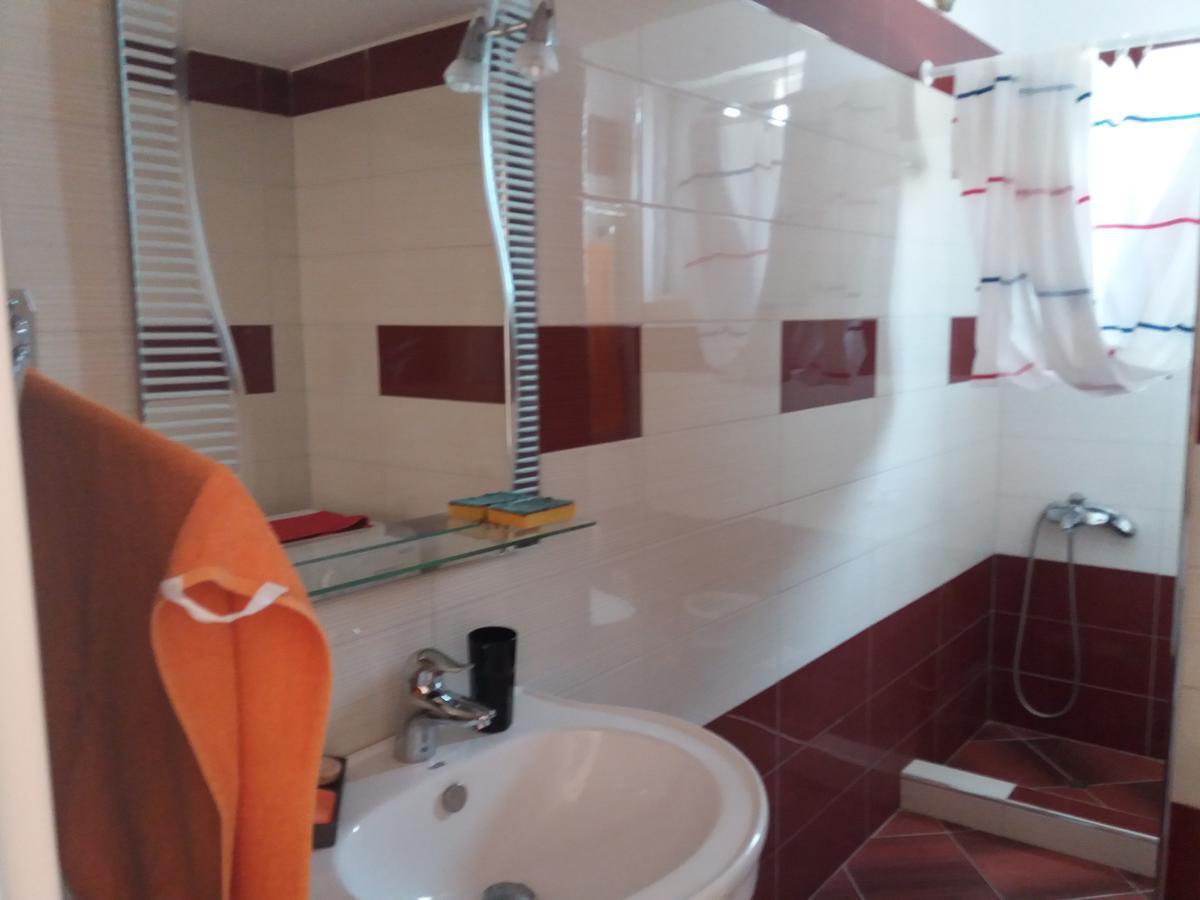 Apartment Adi Sarande Ngoại thất bức ảnh